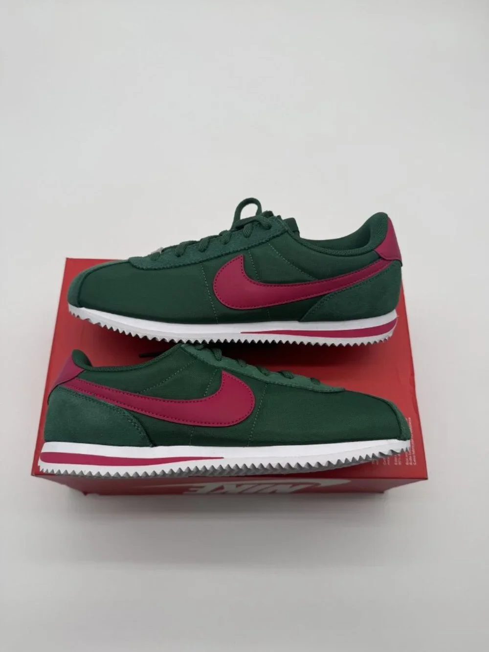 New Nike Cortez TXT (GS) Shoes Youth Size 7Y Green Pink IH7654 300 Running